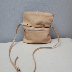 Vintage Leder Handtasche / Schultertasche / Crossbody Beuteltasche mit Reißverschluss / Damentasche / Schultertasche / Accessoire