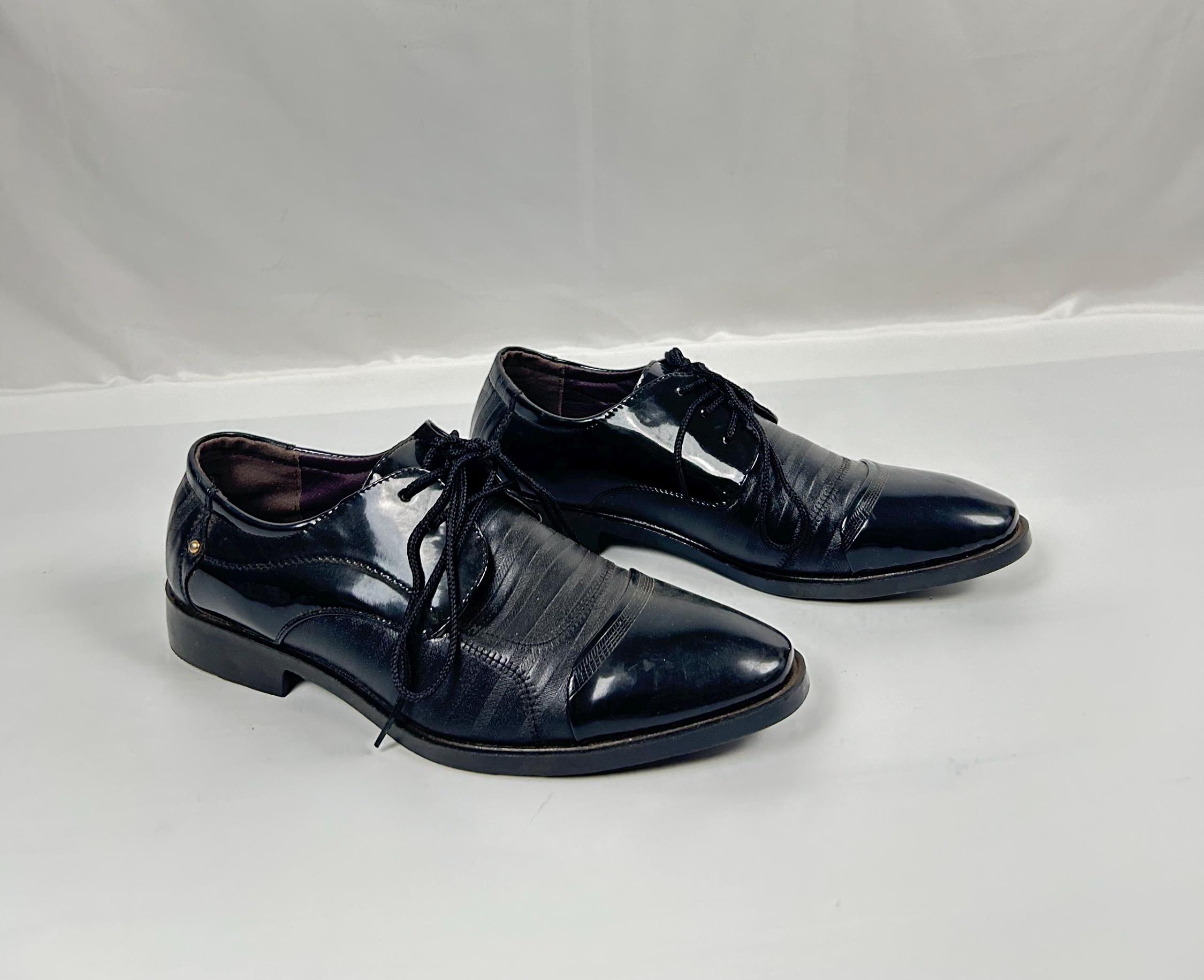 Vintage Glossy Black Rubber Oxford Rain Shoes - Men