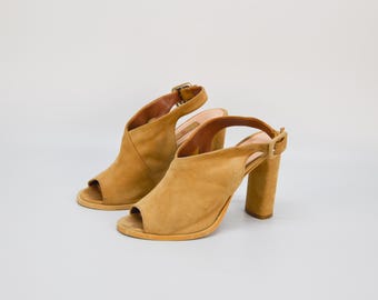 Vintage suède slingback-sandalen: lichtbruine peep-toe-hakken, 37 . EU