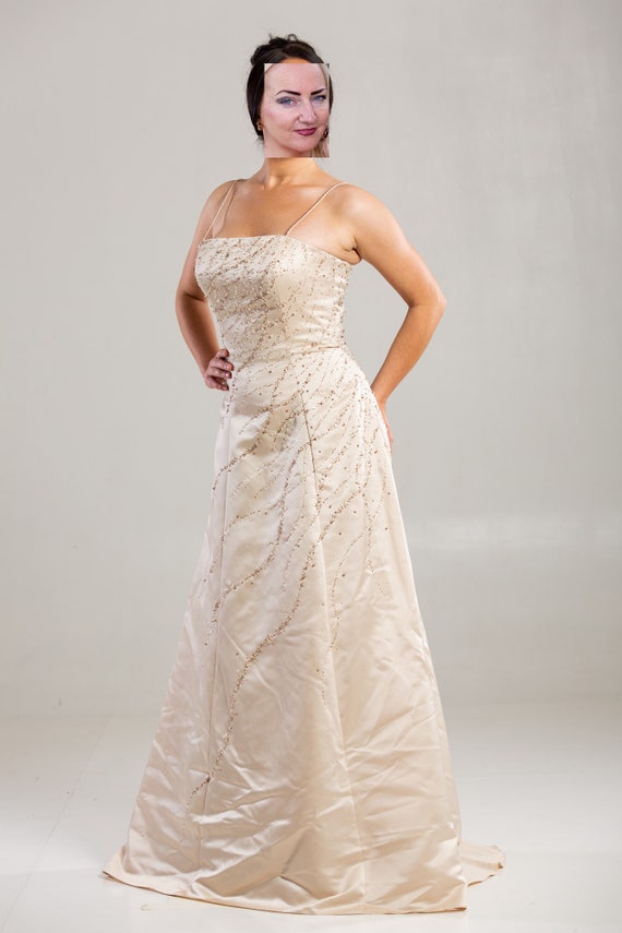 beaded slip wedding dress Beige Dress: Embellished Tulle Slip, Size M Birthday Outfits — Stylouette occasion-Formal SIZE:FR38 (M) Sequin Accents Sparkle from