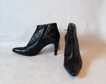 Vintage Snake Skin Ankle Boots: Black Leather Stiletto Heels, Size 36EU/5.5US