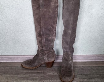 Vintage gray suede leather over the knee boots / Women Size EU 40 / chunky heel slouch boot / Geox Made in Brazil