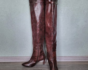 brownish red snake skin tall boots / over the knee Women pointy toe boot / Size UK 5 / high stiletto heel / made in Spain