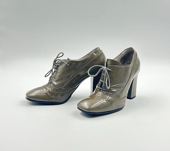 Hugo Boss, Vintage Hugo Boss Sage Green Patent Leather Oxford Heels - Size 7US
