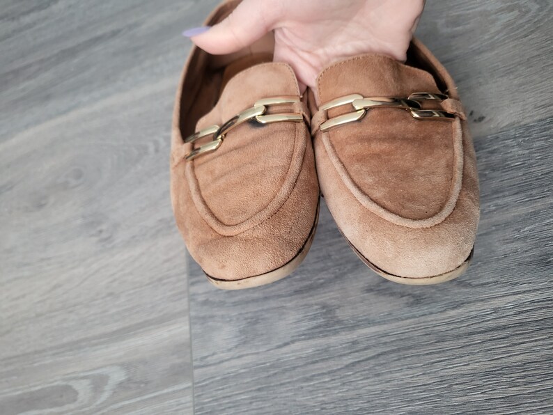 vintage tan brown suede leather women flat shoes Size EU 40 buckle wide loafers Tamaris european image 2