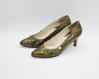 Vintage verfraaide lakleren groene pumps | Schoenbedels Puntige Kitten Heel-schoenen voor dames | Maat EU41 | Handgemaakt in Griekenland