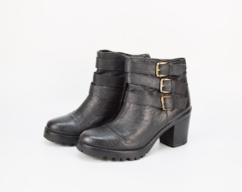 Vintage Black Leather Ankle Boots: Golden Buckle Block Heels, EU39