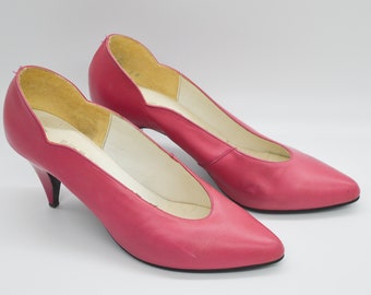 vintage Leather Pumps in fuchsia Pink | Pointy Toe cone Heels Shoes for Women | Size UK 7 | Kalvi | Made in England