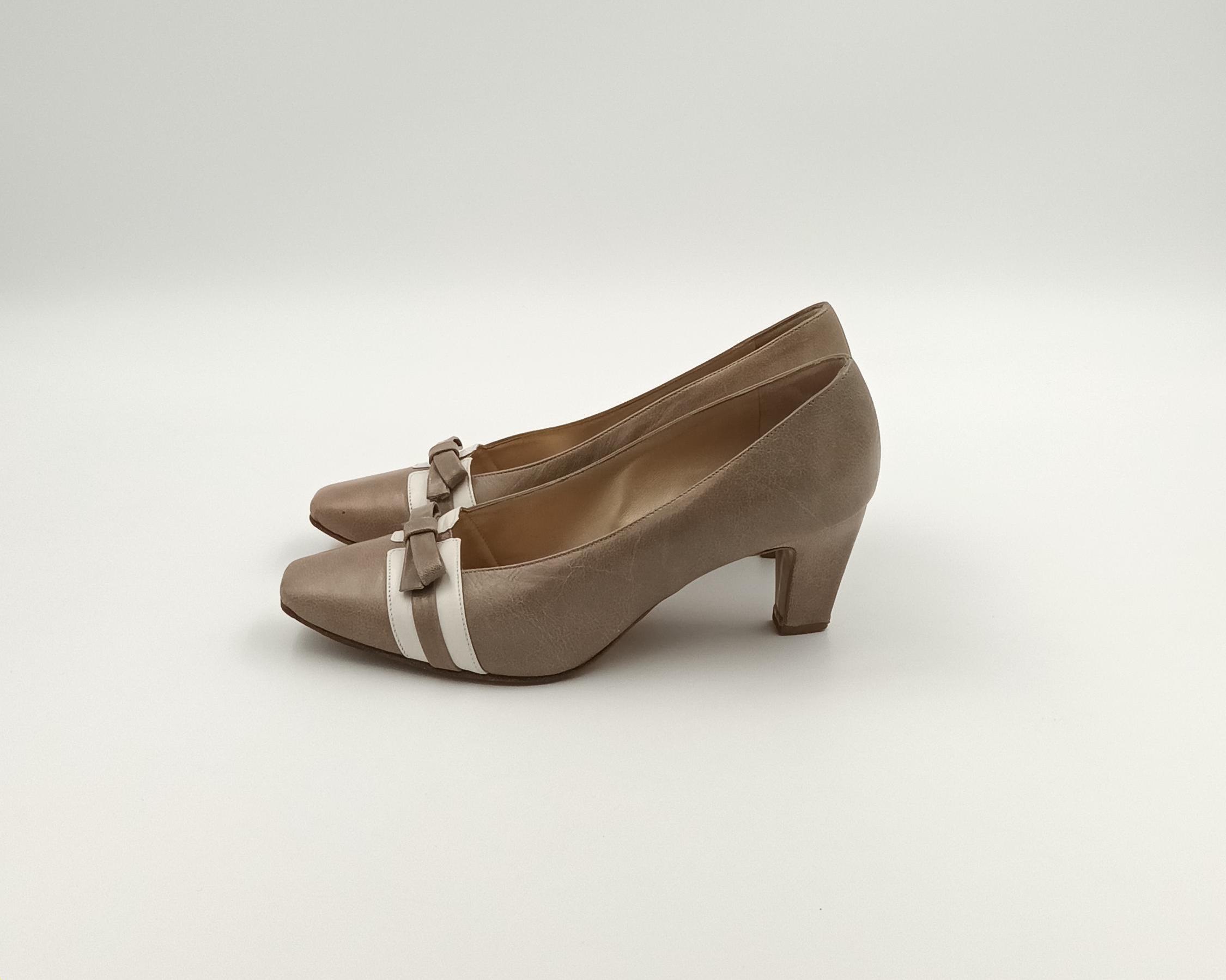 Zapatos de mujer vintage de piel color marrón capuchino, talla UE