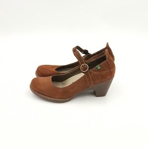 Cognac Suede Mary Jane Shoes: Chunky Heel Strappy Pumps, EU 38