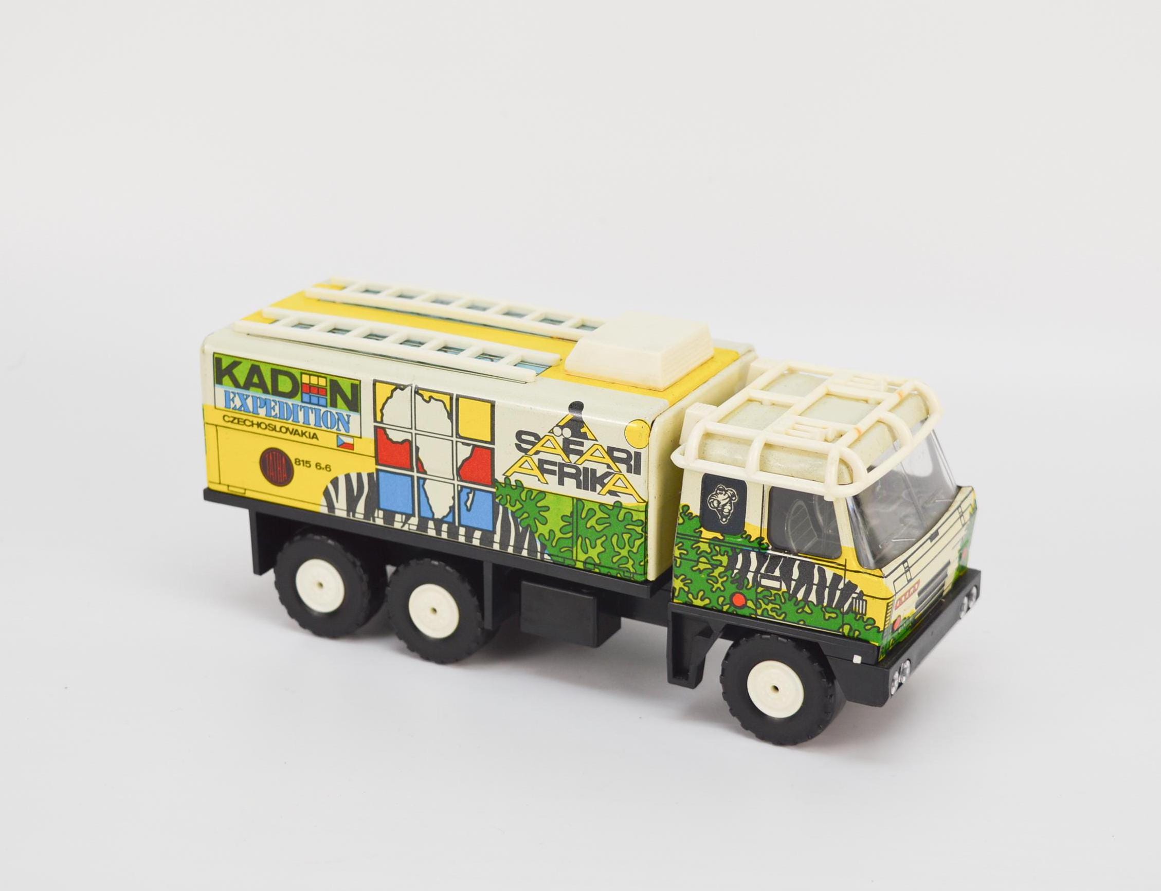 Vintage Tatra T 815 Rallye Truck: 1/43 Scale Safari Expedition