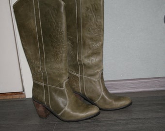 bottes au genou vert sauge en cuir vintage Taille UE 38 femmes western talons épais tirer sur botte florale