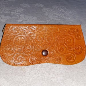 Braun Vintage Briefmarken Vintage Brieftasche aus echtem Leder mit Ornamenten Retro Relief Geldbörse Oma Fall Lagerung