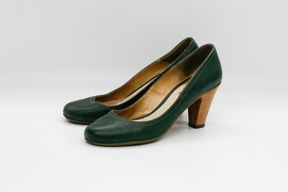 Escarpins vintage en cuir a gros talons vert foret Taille 40 EU par Cuple chaussures usees pour femmes a bout rond Etsy France