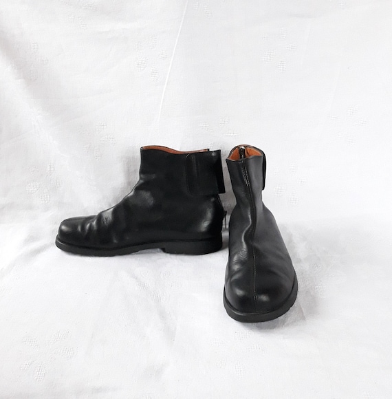 vintage black leather ankle boots unisex Size EU 4