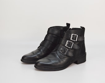Black Textured Boot straps with Buckle Detail http:// main image 4