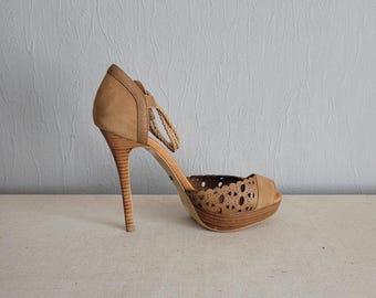 Vintage Tan Suede Platform Sandals: Laser-Cut Stiletto Heel, EU39 US8.5