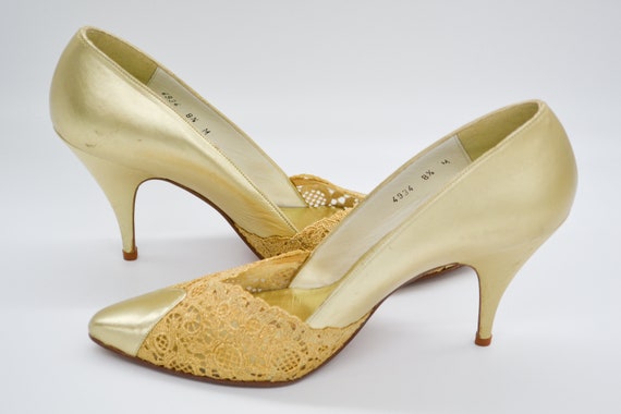 STUART WEITZMAN ショシサンタル GEORGIE100SK821 GOLDEN Stuart Weitzman Georgie Metallic Strappy Flat Sandals