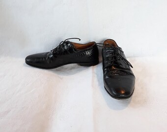 Chaussures noires enfant vintage en cuir, chaussures habillées à lacets Taille UE 34, Italie