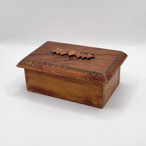 Handcarved Wood Lidded Box: Antique Trinket Jewelry Storage