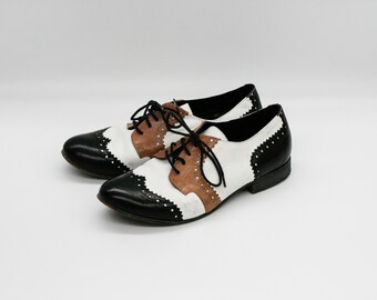 Chaussures plates richelieu richelieu en cuir à lacets en cuir en noir, blanc et marron pour femme / Taille EU 37 / Sax / Fabriqué en Italie