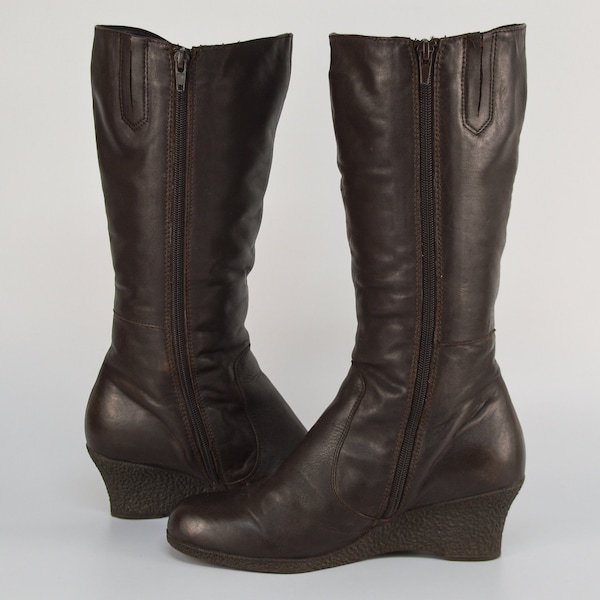 Vintage Dark Brown Leather Knee Boots: Fur Lined Wedge Heel, EU 38