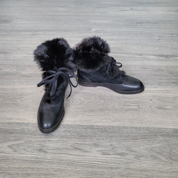 bottes de fourrure de cheville en cuir noir / bottines d’hiver plates à lacets pour femmes / taille UK 8 / Allemagne