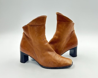 Vintage Italian Leather Ankle Boots: Tan Brown Chunky Heel Booties Size 6US