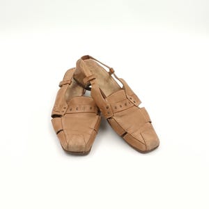 Vintage leather brown womens sling back shoes with low heel / sandals size 7 UK / shabby chic outfit