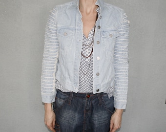 Giacca in denim vintage azzurro cielo: blazer da donna con maniche a sbuffo (taglia M)