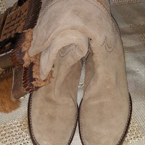 vintage beige suede leather girls knee boots fur bootleg 35 size EU image 8