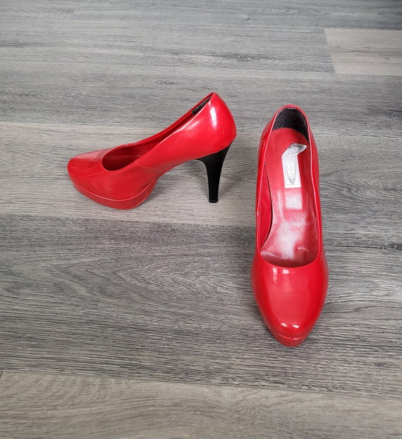 Women Red Patent Leather Pumps / Platform Red Bottom Shoes / Stiletto Heels EU Size 38 / Poland