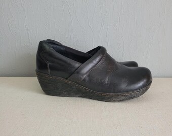 Vintage Born Concept Leather Loafers: Black Wedge Heel, US 9