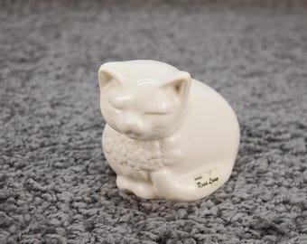 ヴィンテージ ペキニーズ犬 希少/ カスターニャ イタリア製 1988 年代 ヴィンテージ ペキニーズ犬 希少な置物 愛らしい犬の優雅さ