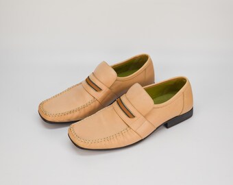 Vintage Leather Loafers in Beige for Women | Size EU 41 | Urbane
