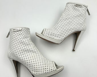 Vintage Italian Leather Platform Sandals: Open Toe Heels, EU38 US7