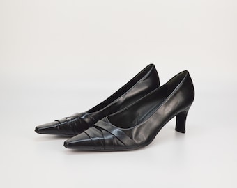Vintage Black Leather Pumps: Stiletto Heels, Size 9.5 US