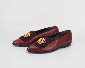 Mocasines vintage de piel burdeos: sin cordones con adornos, hechos en Italia, talla 40 UE