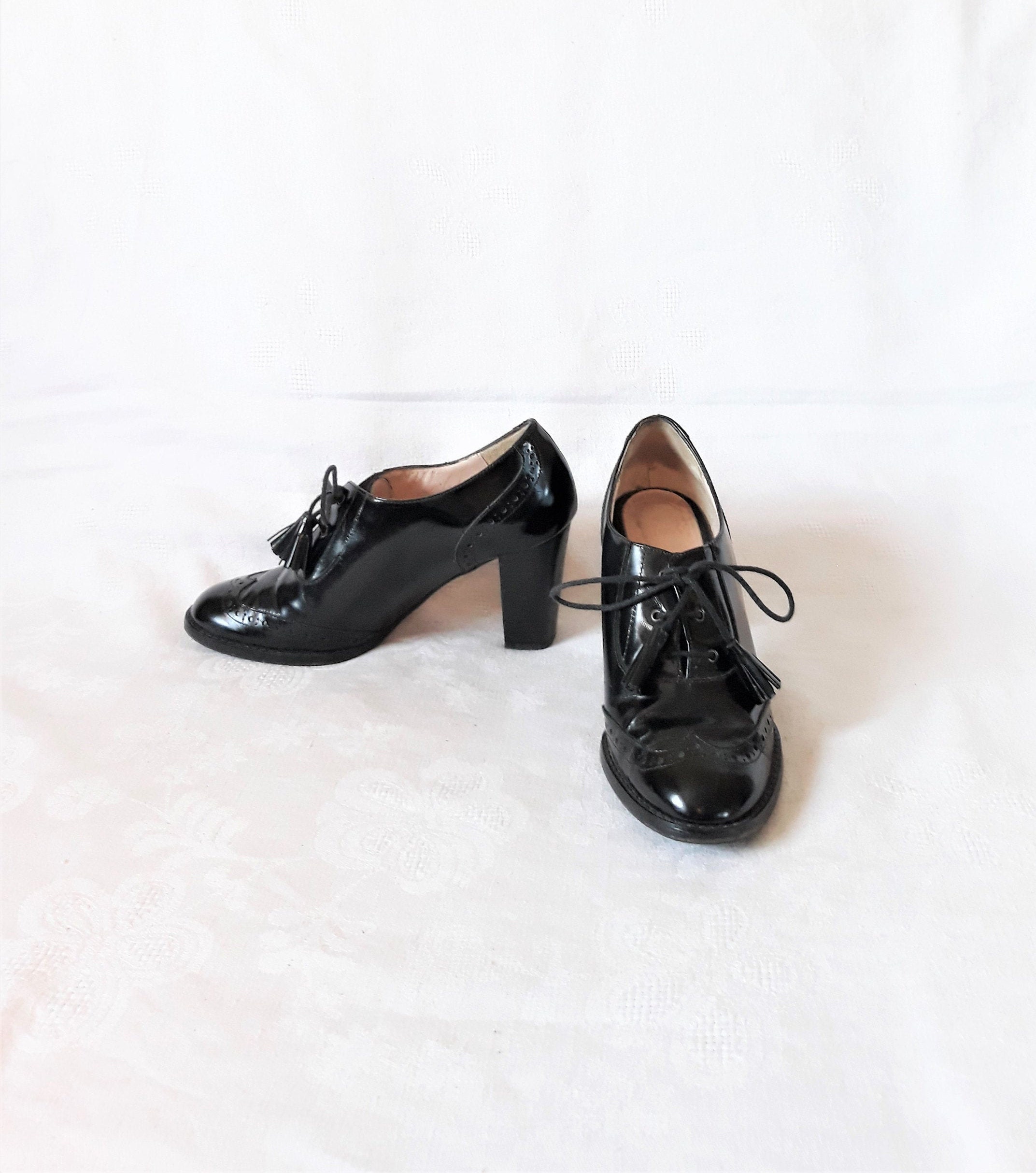 Zapatos de cordones mujer Paloma charol negro – Zapatos Castellano® año  1920 MADRID