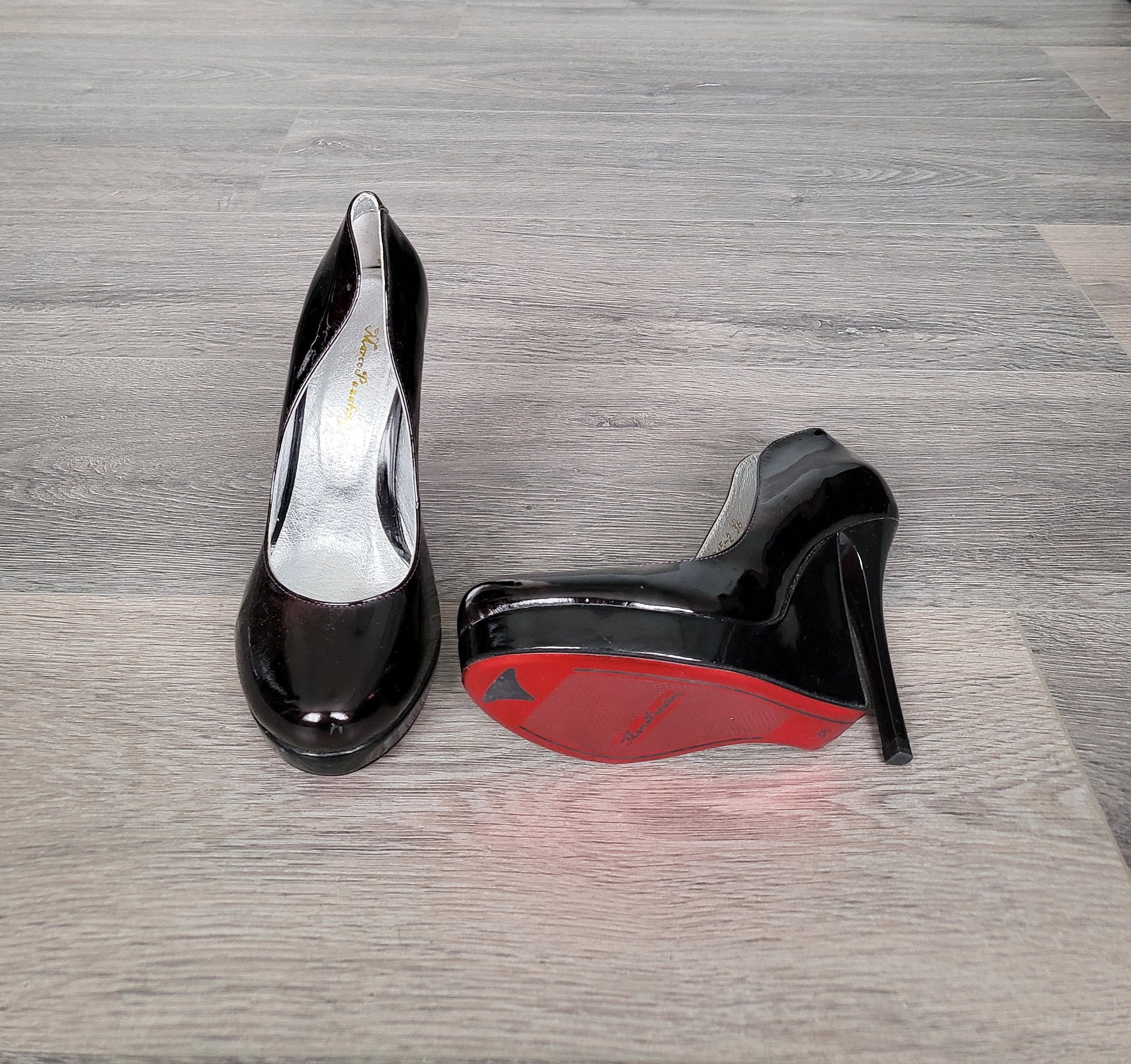 Padded Patent Leather Pet Carrier in Black - Christian Louboutin