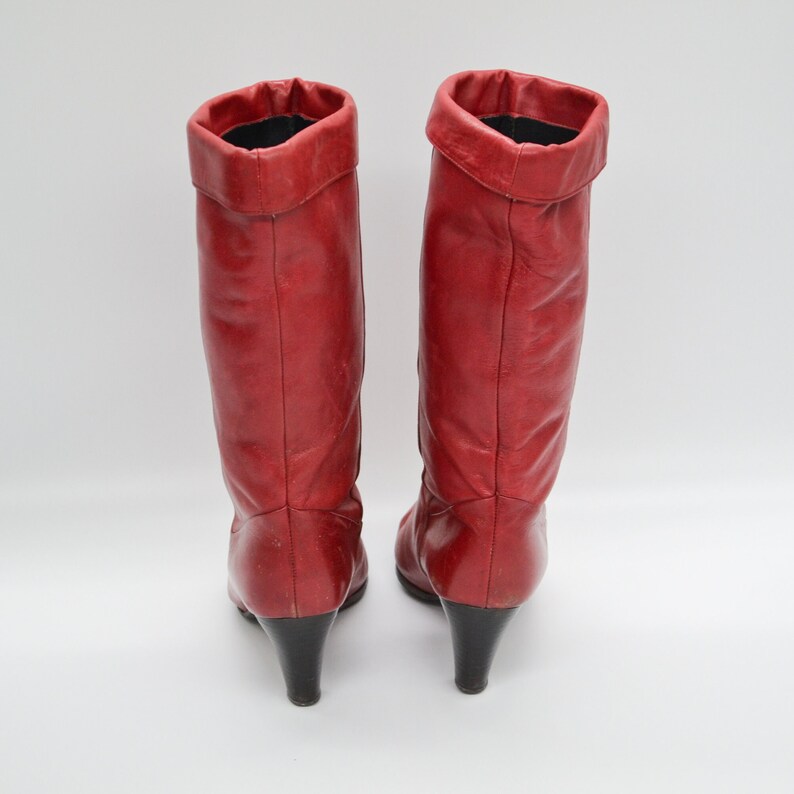 vintage leren enkellaarzen in rood Puntige teen hoge hak pull-on laarsjes voor dames Maat VK 4 1/2 afbeelding 9
