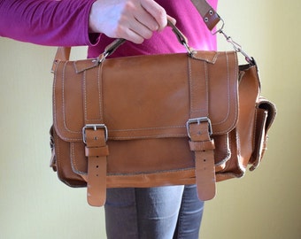 Vintage leather brown women handbag / retro briefcase/ shoulder purse / saddle bag