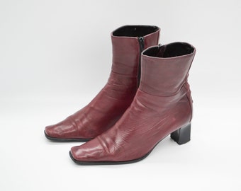 Vintage Leather Zipped Ankle Booties in Burgundy Red | Square Toe High Stacked Heel Boots for Women | Size EU 39