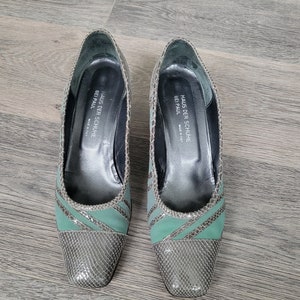 Vintage women leather green square toe shoes / 41 EU size snake skin loafers / chunky block heels Y2K pumps / made in Italy