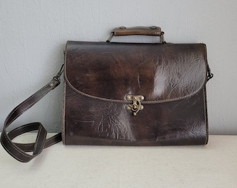 Vintage Leather Crossbody/Shoulder Flap Bag in Brown | Swing Lock Clasp Sturdy Women Purse