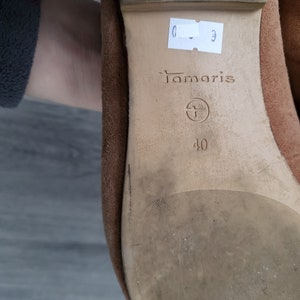 vintage tan brown suede leather women flat shoes Size EU 40 buckle wide loafers Tamaris european image 8