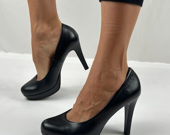 Décolleté con plateau in pelle nera: tacco a spillo 38.5EU 7.5US