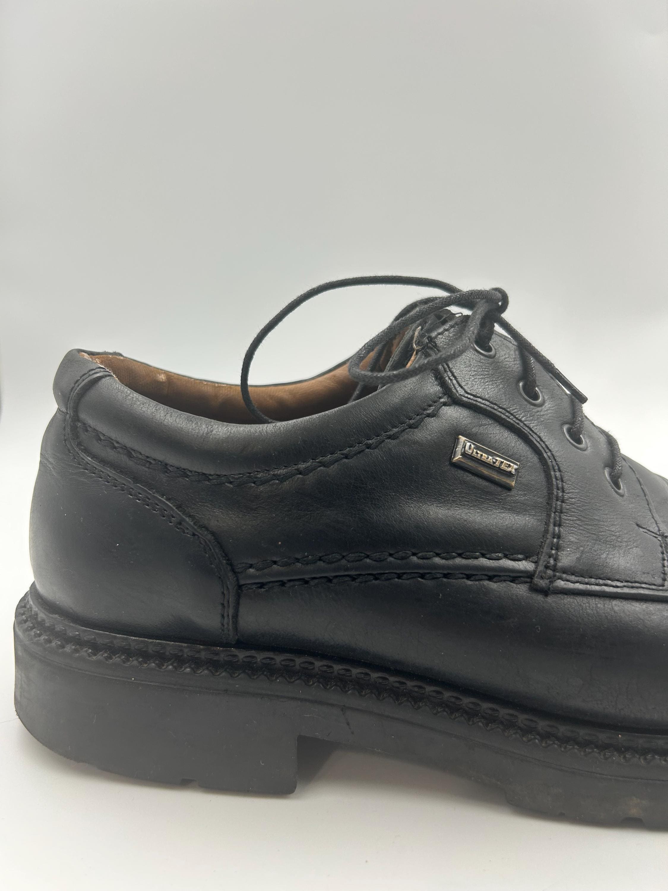 靴 OLD Parachoc rubber sole leather shoes Vintage Leather Mens Lace up Paraboot Black Shoes / Round