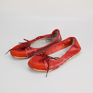 Vintage Red Suede & Leather Flats: Perforated Lace-Up Shoes - Size 37EU/6US