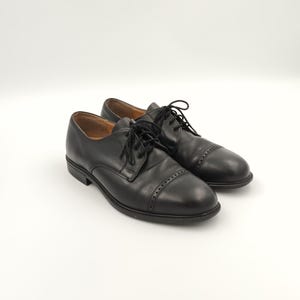 Vintage Leather Oxford Shoes: Black Lace Up Brogues, Size 39 EU
